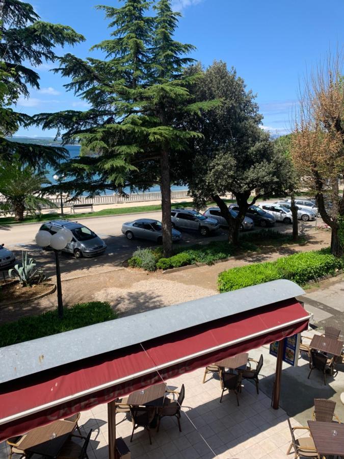 Crikvenica Right On The Beach Exteriör bild