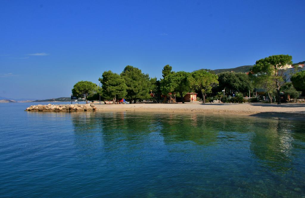 Crikvenica Right On The Beach Exteriör bild